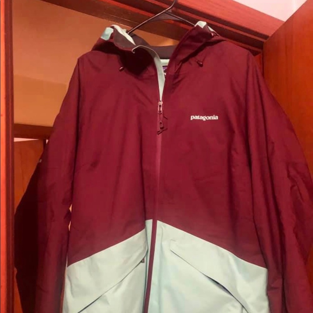 Woman’s Patagonia jacket